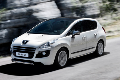 peugeot-3008-hybrid_420.jpg